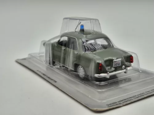 Alfa Romeo Giulietta - полицейска кола - Edicola - 1:43
