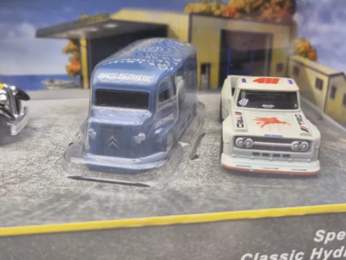 Hot Wheels Premium - комплект от 4 броя - Speed Waze - Classic Hydroplane - Citroen H Van - Toyota Stout Drift Truck - Hot Wheels диорама - 1:64