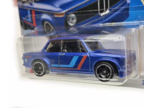 Hot Wheels BMW 2002 - '70s vs. '90s 5/10 - 77/250 - синьо - Hot Wheels - 1:64
