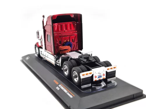 International Lonestar Tractor (2010) - камион - Ixo - 1:64