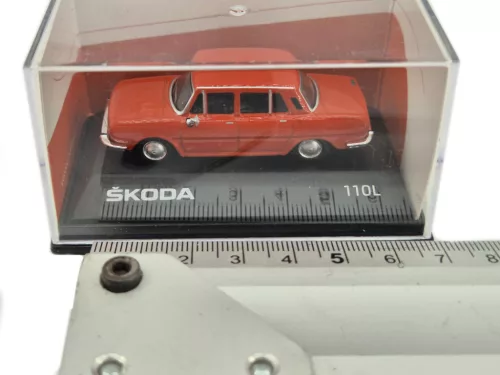Skoda 110L (1973) - червен - Abrex - 1:72