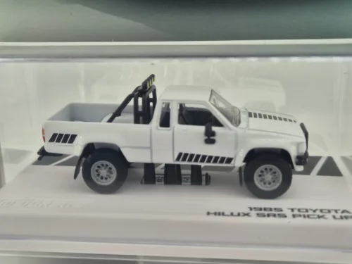 Toyota Hilux SR5 Pickup (1985) - бял - Majorette collection series 2026 /1 - Majorette - 1:64