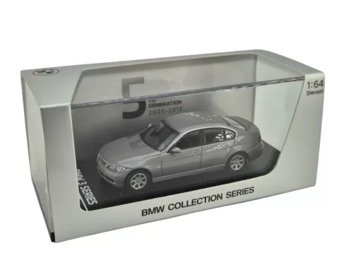 BMW 50-годишно юбилейно издание - 7 поколения - BMW серия 3 - в луксозна кутия - BMW / Minichamps - 1:64
