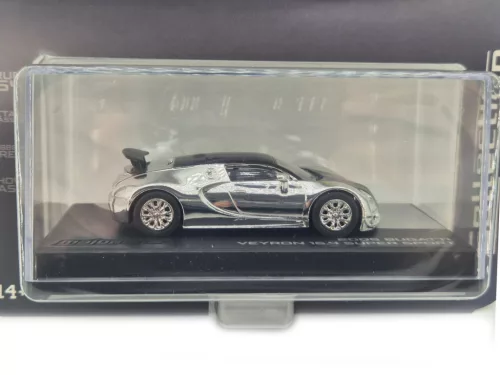Bugatti Veyron 16.4 Super Sport (2005) - хром/черен - Majorette collection series 2026 /2 - Majorette - 1:64