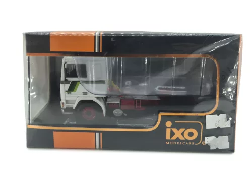 Volvo F10 двуосен седлови влекач (1983) - Ixo - 1:43